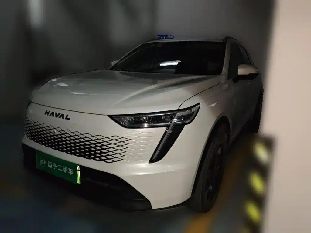 Haval Xiaolong MAX 2023 1.5L Hi4 105 4WD Navigator Edition — миниатюра 1