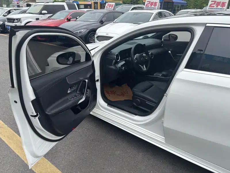 2022 Mercedes-Benz A-Class A 180 L — миниатюра 13