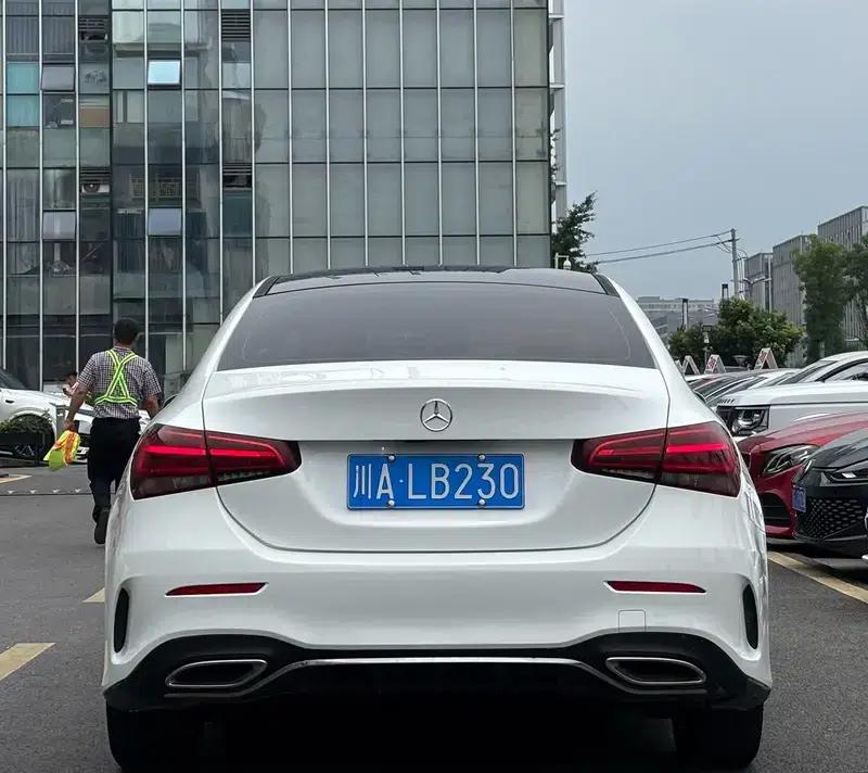 2022 Mercedes-Benz A-Class A 180 L — миниатюра 3