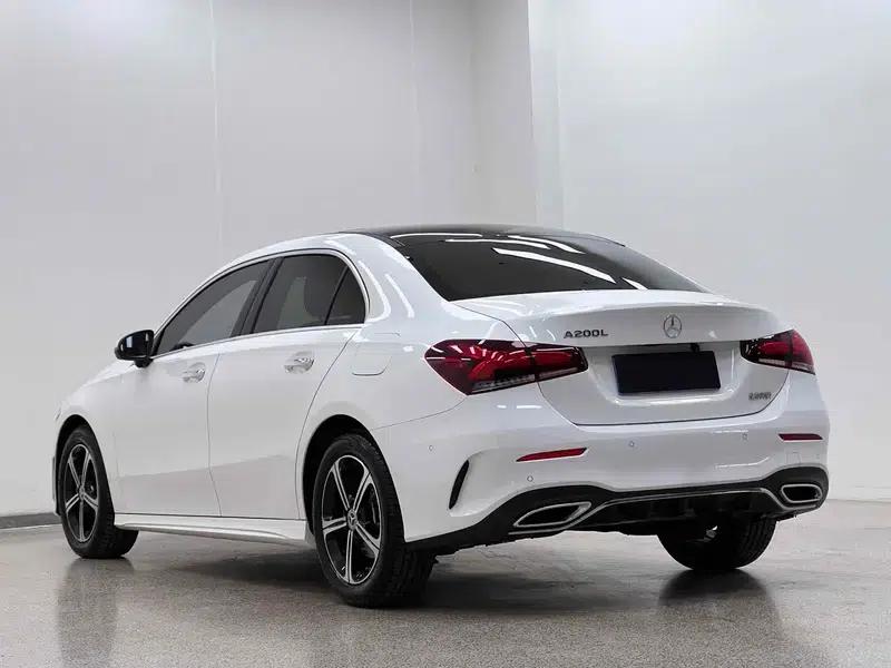 Mercedes-Benz A-Class 2022 Facelift A 200 L Sport Sedan Fashion Edition — миниатюра 5