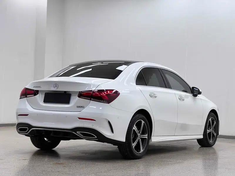 Mercedes-Benz A-Class 2022 Facelift A 200 L Sport Sedan Fashion Edition — миниатюра 7
