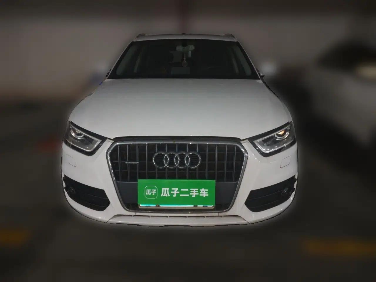 Audi Q3 2013 35 TFSI quattro Luxury Model — миниатюра 2