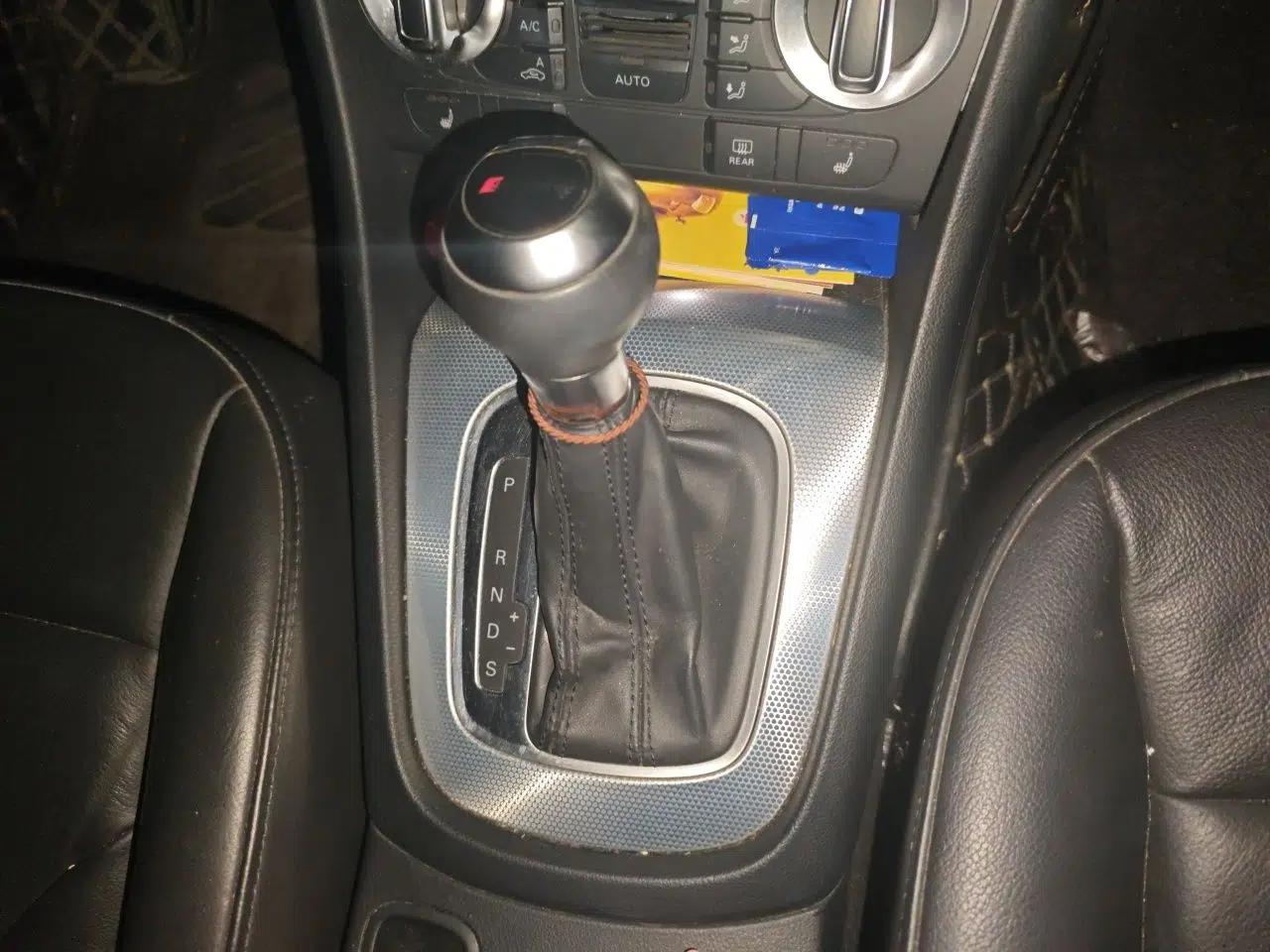 Audi Q3 2013 35 TFSI quattro Luxury Model — миниатюра 14