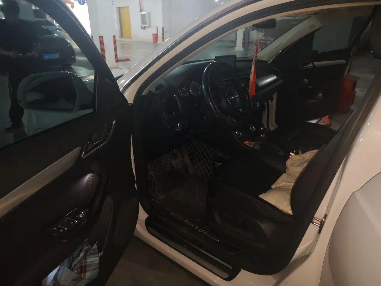 Audi Q3 2013 35 TFSI quattro Luxury Model — миниатюра 16