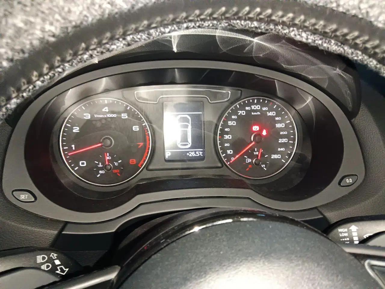 Audi Q3 2016 35 TFSI Style Edition — миниатюра 11