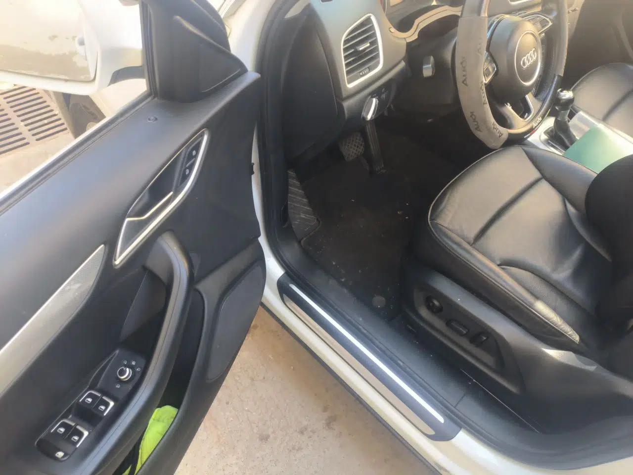 Audi Q3 2013 35 TFSI quattro Comfort Model — миниатюра 16