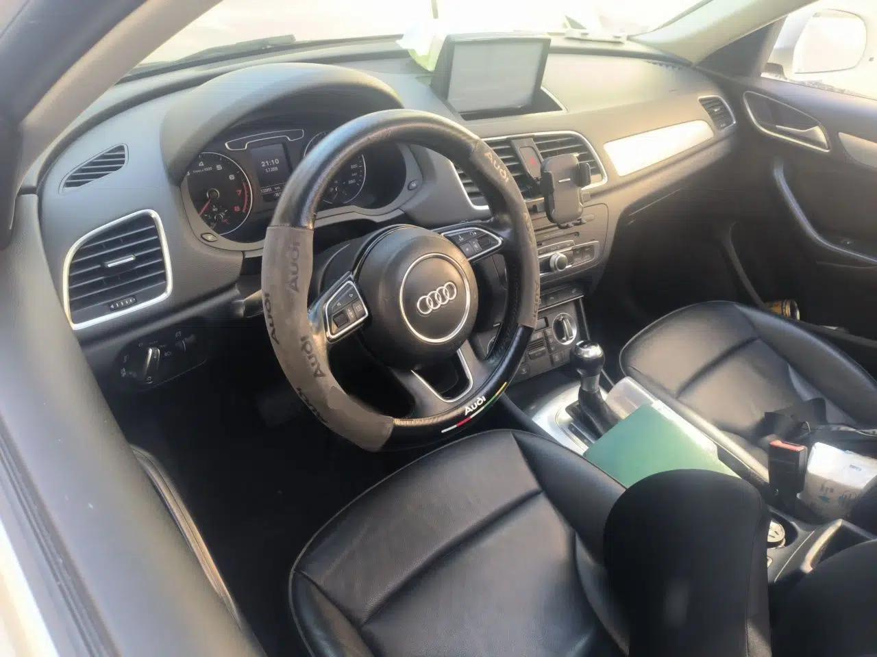 Audi Q3 2013 35 TFSI quattro Comfort Model — миниатюра 9