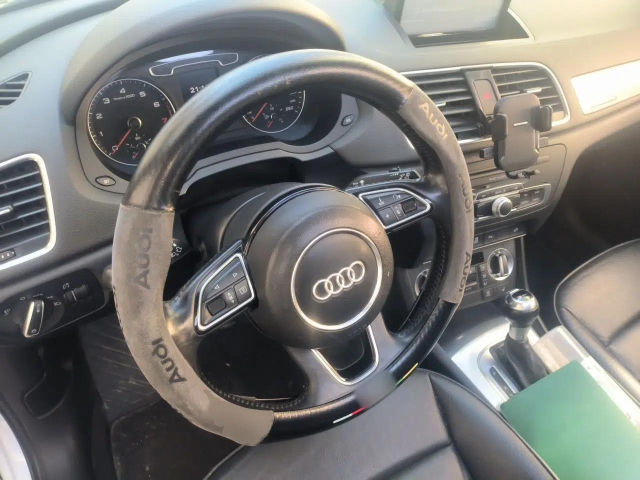 Audi Q3 2013 35 TFSI quattro Comfort Model — миниатюра 10
