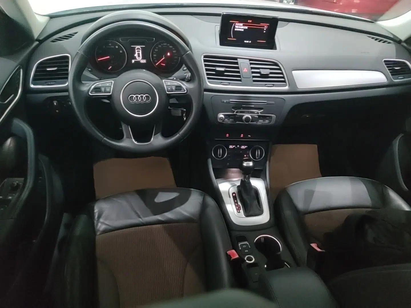Audi Q3 2017 30 TFSI Fashion Model — миниатюра 18
