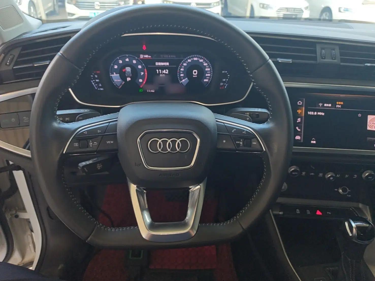 Audi Q3 2019 35 TFSI Fashion Dynamic Model — миниатюра 13