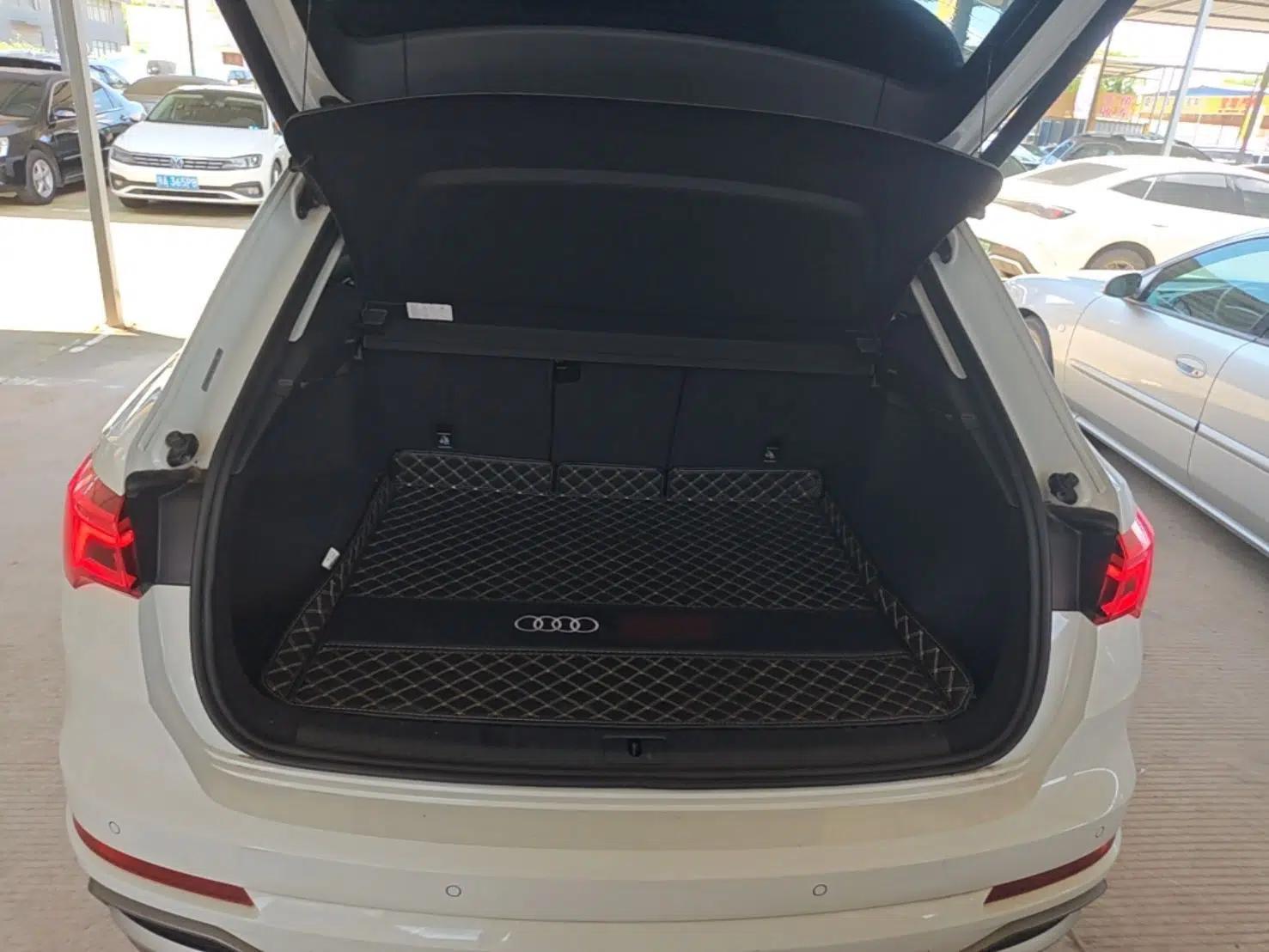 Audi Q3 2019 35 TFSI Fashion Dynamic Model — миниатюра 22