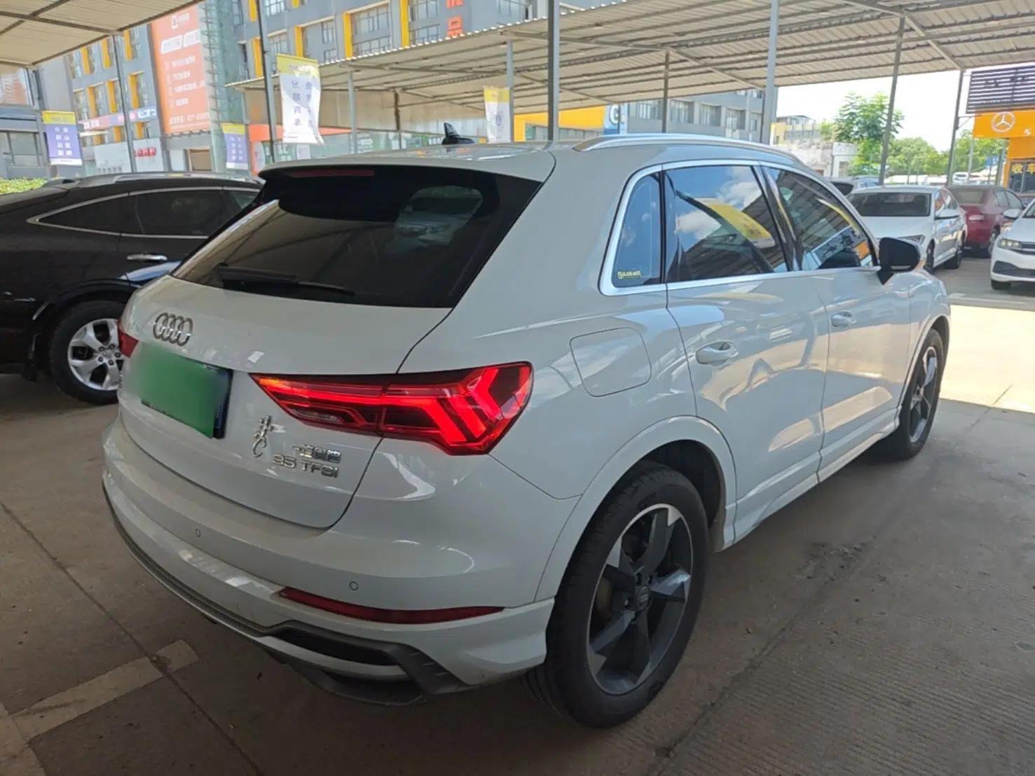 Audi Q3 2019 35 TFSI Fashion Dynamic Model — миниатюра 6