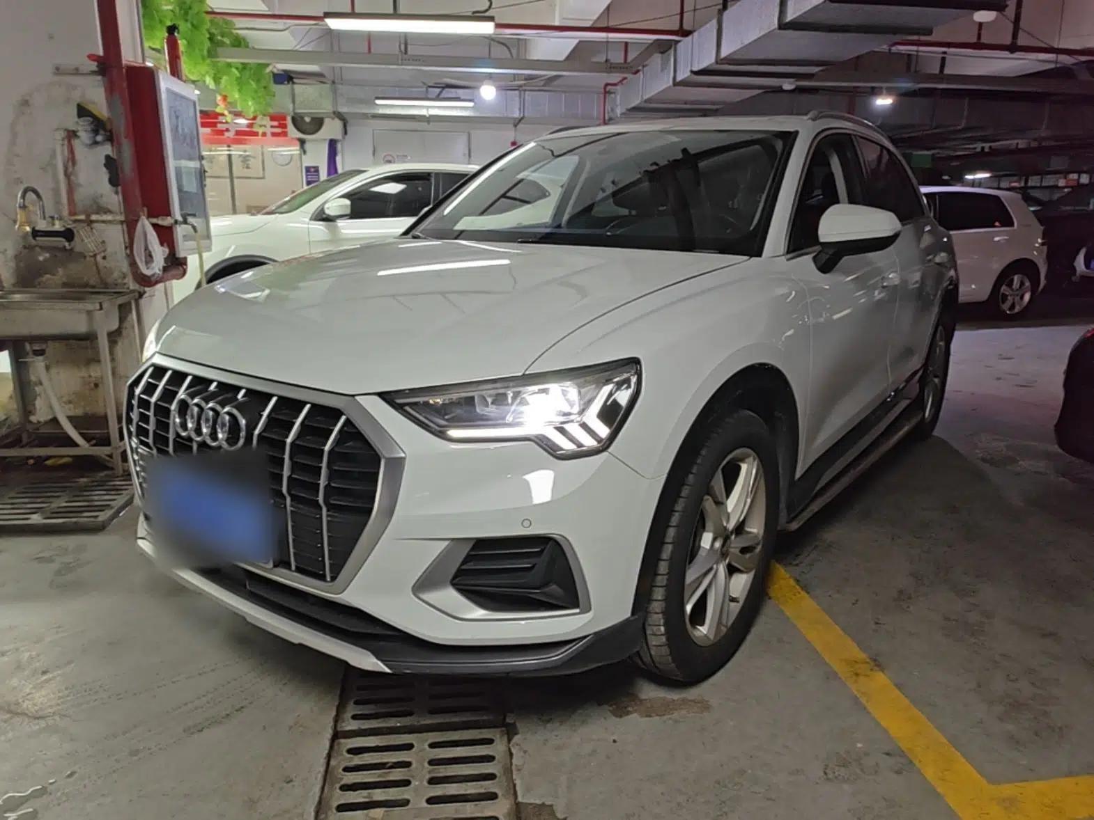 Audi Q3 2019 40 TFSI Fashionable and Elegant Model — миниатюра 1
