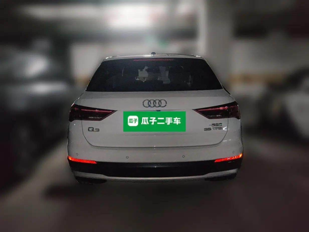 Audi Q3 2019 35 TFSI Fashionable and Elegant Model — миниатюра 5
