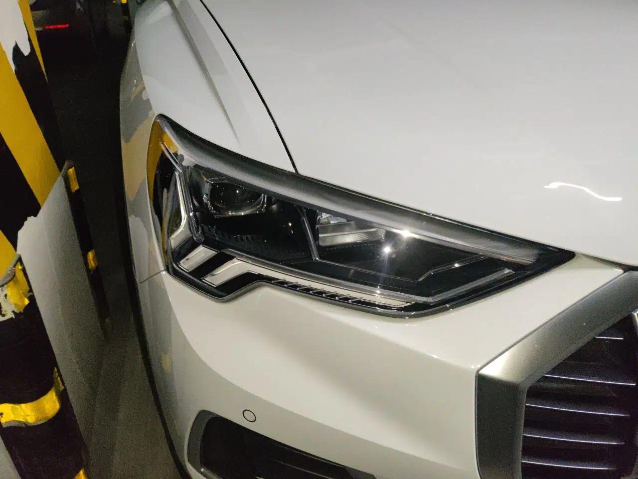 Audi Q3 2019 35 TFSI Fashionable and Elegant Model — миниатюра 7