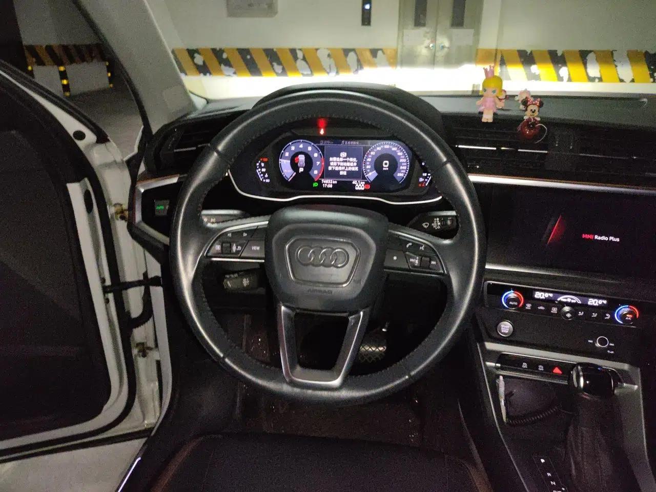 Audi Q3 2019 35 TFSI Fashionable and Elegant Model — миниатюра 10