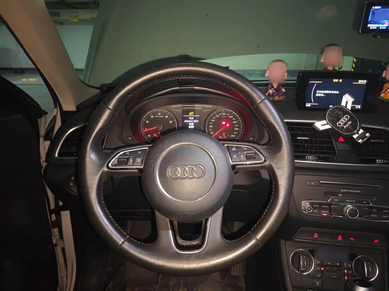 Audi Q3 2018 30th Anniversary Edition 35 TFSI Sport Model — миниатюра 10