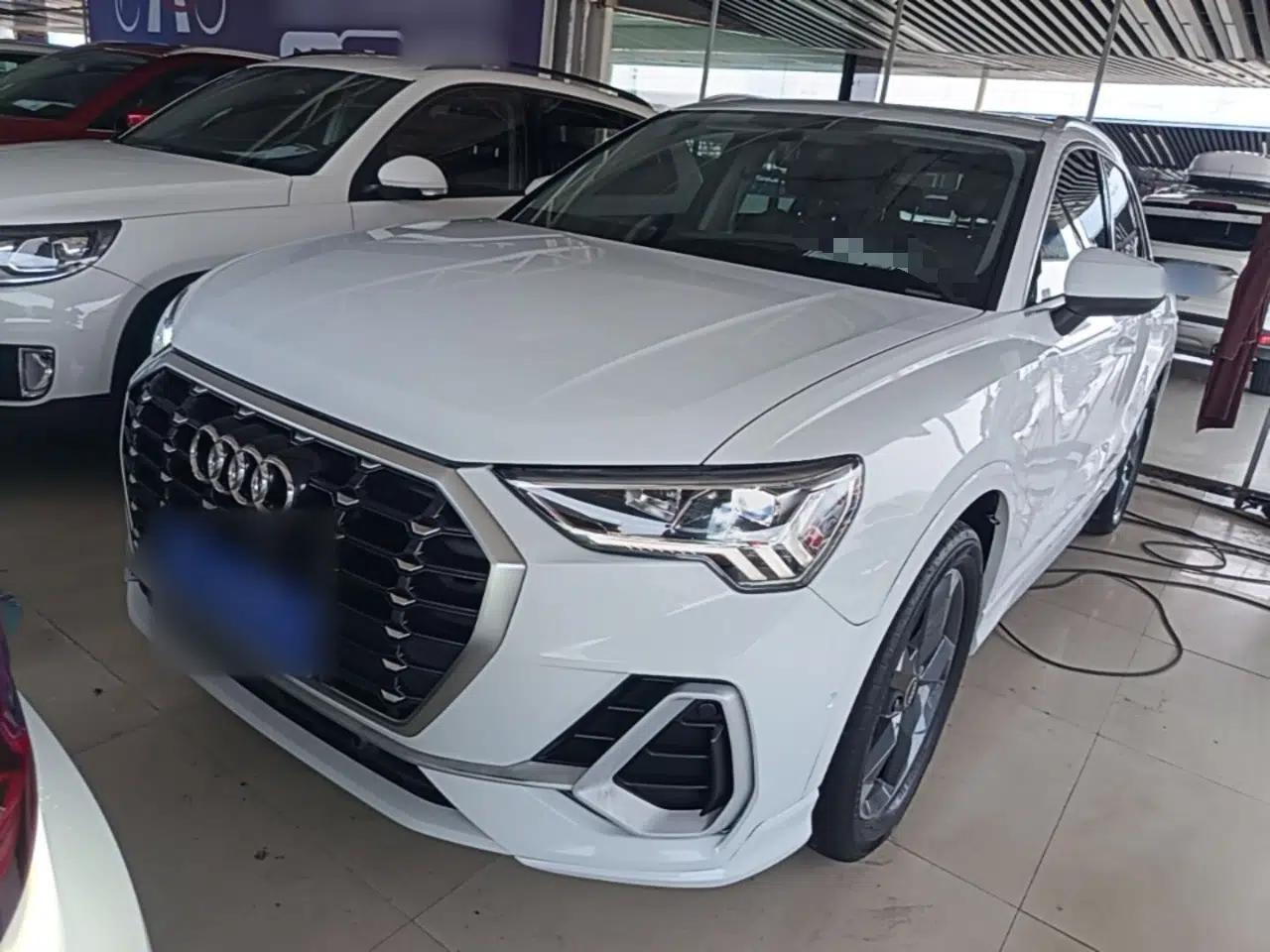 Audi Q3 2022 35 TFSI Fashion Dynamic Model — миниатюра 1
