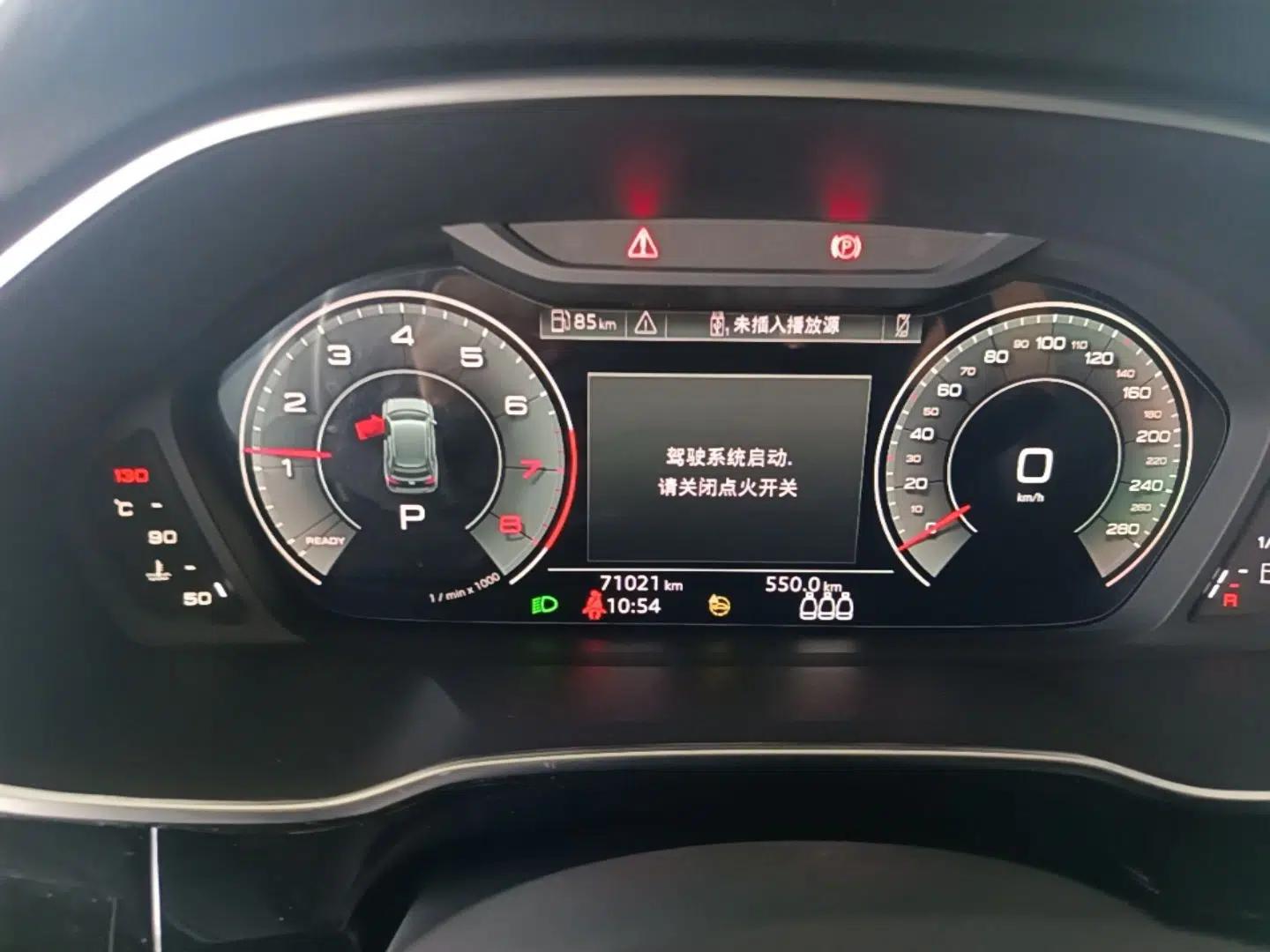 Audi Q3 2022 35 TFSI Fashion Dynamic Model — миниатюра 14