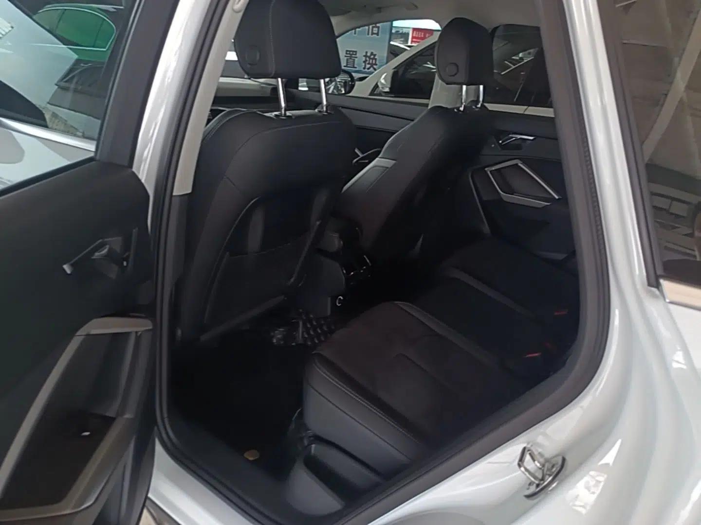 Audi Q3 2022 35 TFSI Fashion Dynamic Model — миниатюра 20