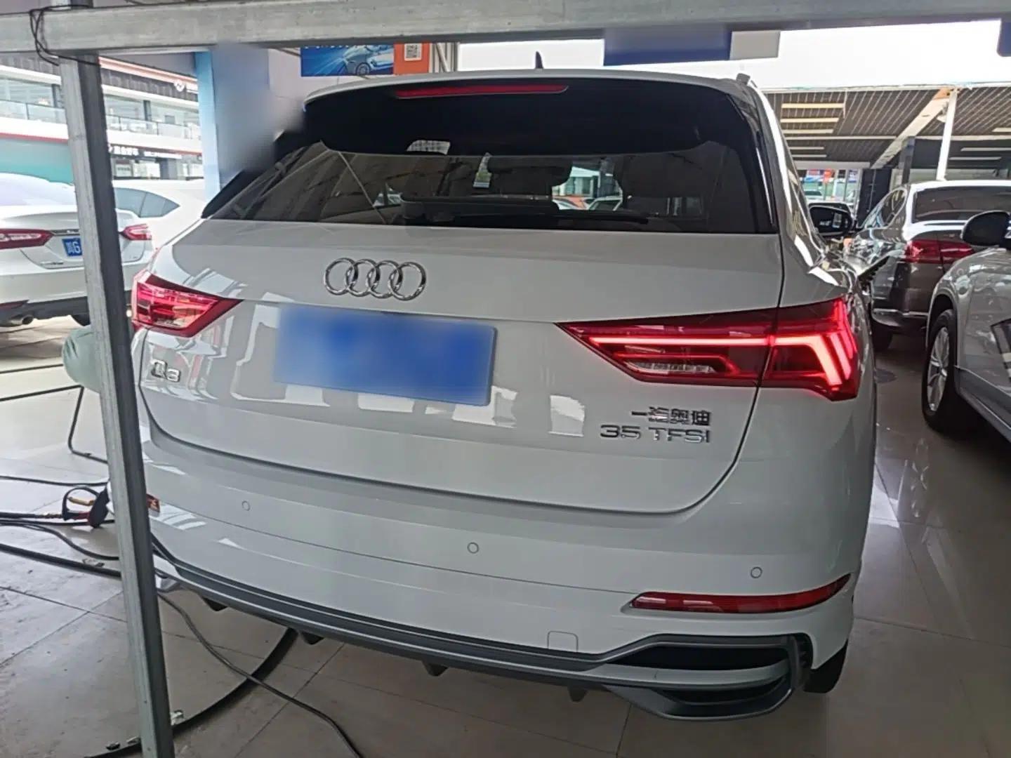Audi Q3 2022 35 TFSI Fashion Dynamic Model — миниатюра 5