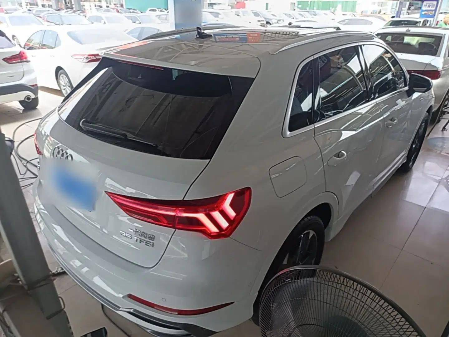 Audi Q3 2022 35 TFSI Fashion Dynamic Model — миниатюра 6
