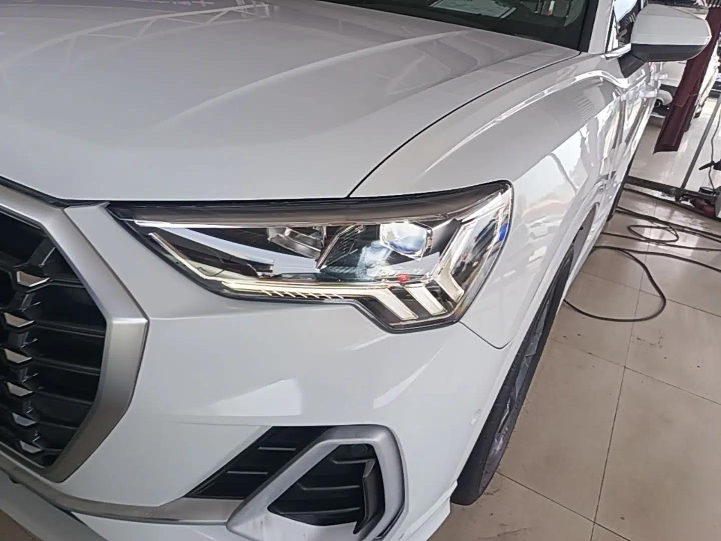 Audi Q3 2022 35 TFSI Fashion Dynamic Model — миниатюра 8