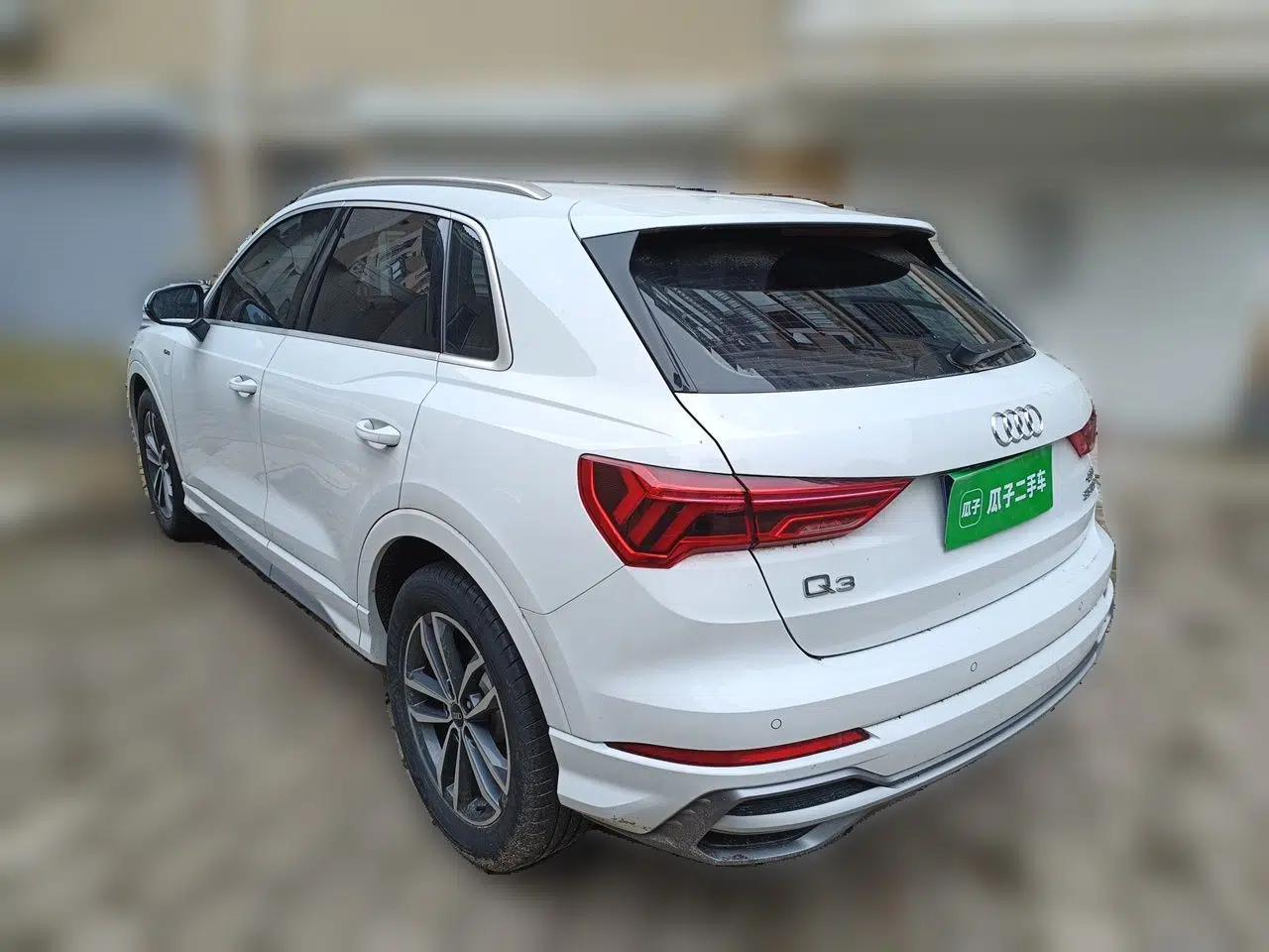 Audi Q3 2022 35 TFSI Progressive Dynamic Edition — миниатюра 4