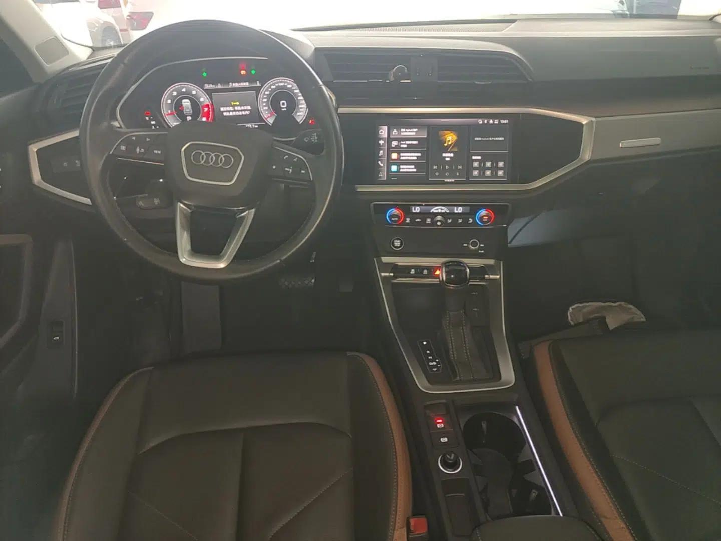 Audi Q3 2023 35 TFSI Fashion Elegant Version (1.5T) — миниатюра 12