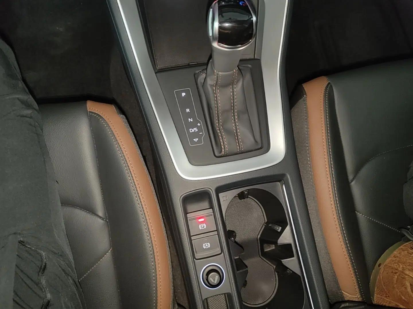 Audi Q3 2023 35 TFSI Fashion Elegant Version (1.5T) — миниатюра 16