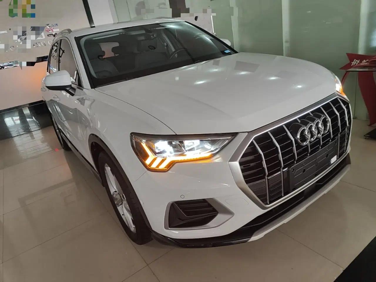 Audi Q3 2023 35 TFSI Fashion Elegant Version (1.5T) — миниатюра 3