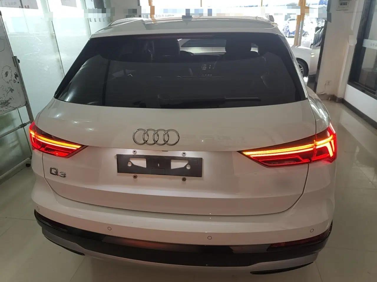 Audi Q3 2023 35 TFSI Fashion Elegant Version (1.5T) — миниатюра 5