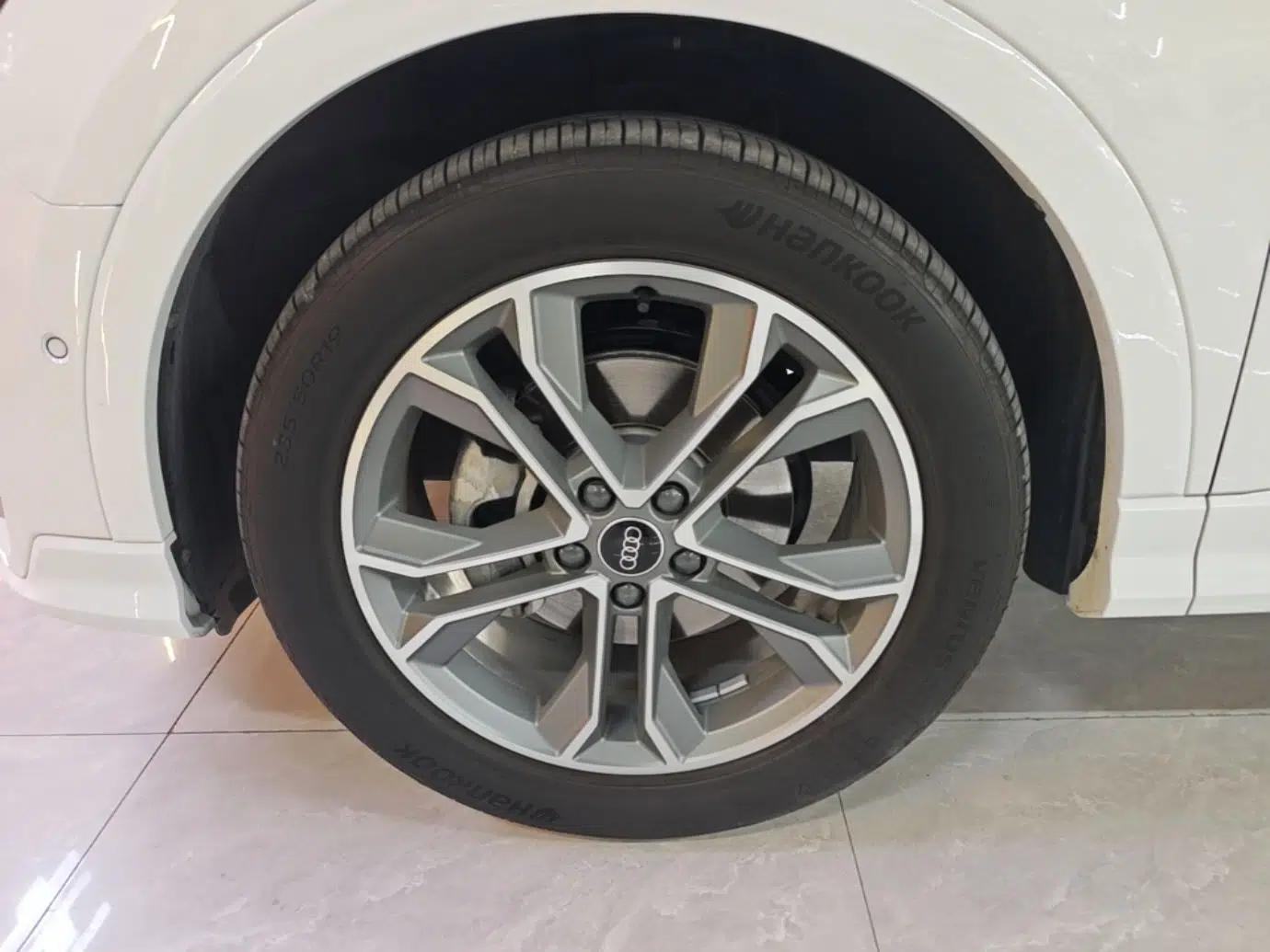 Audi Q3 2024 40 TFSI Fashion Dynamic Model — миниатюра 10