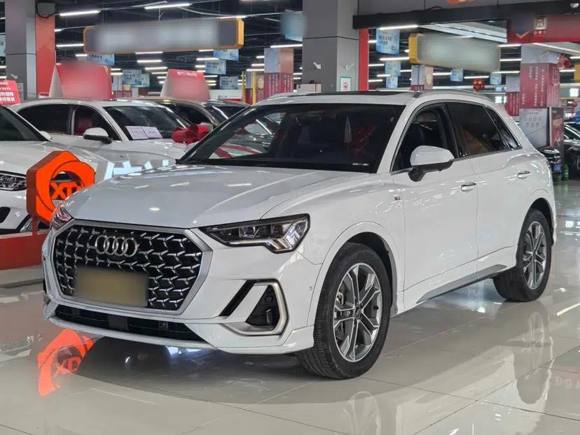 Audi Q3 2024 40 TFSI Fashion Dynamic Model — миниатюра 1