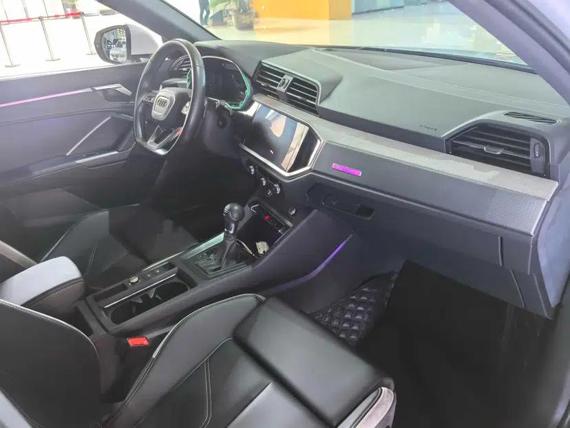 Audi Q3 2024 40 TFSI Fashion Dynamic Model — миниатюра 16