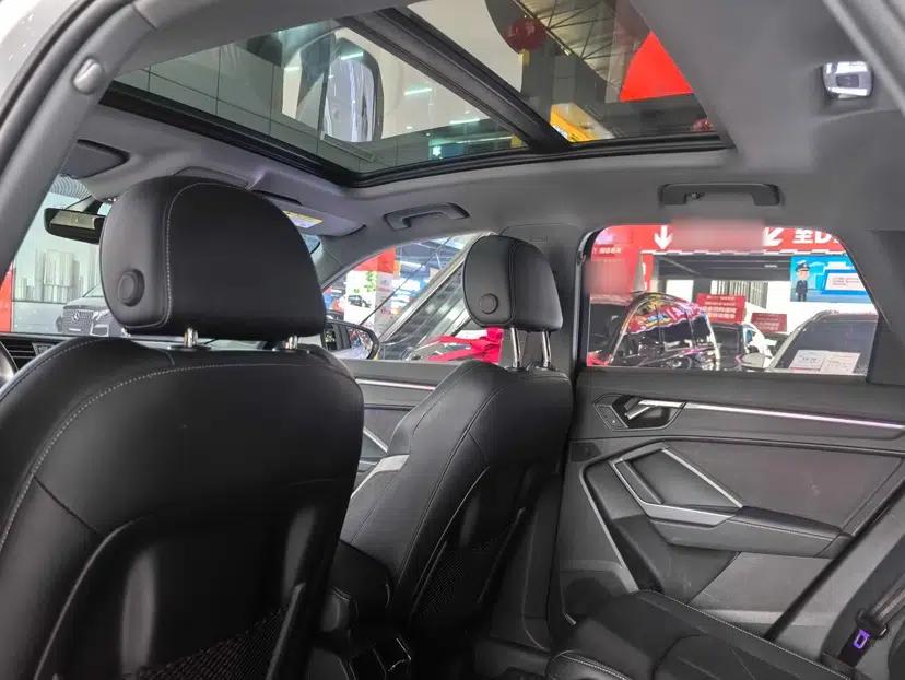 Audi Q3 2024 40 TFSI Fashion Dynamic Model — миниатюра 20