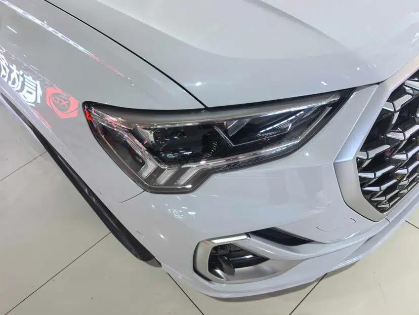 Audi Q3 2024 40 TFSI Fashion Dynamic Model — миниатюра 7