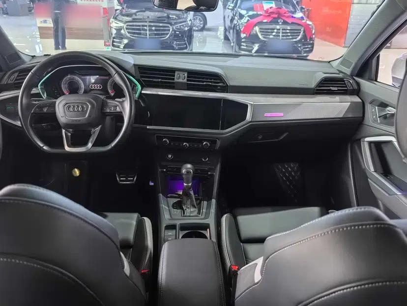 Audi Q3 2024 40 TFSI Fashion Dynamic Model — миниатюра 9