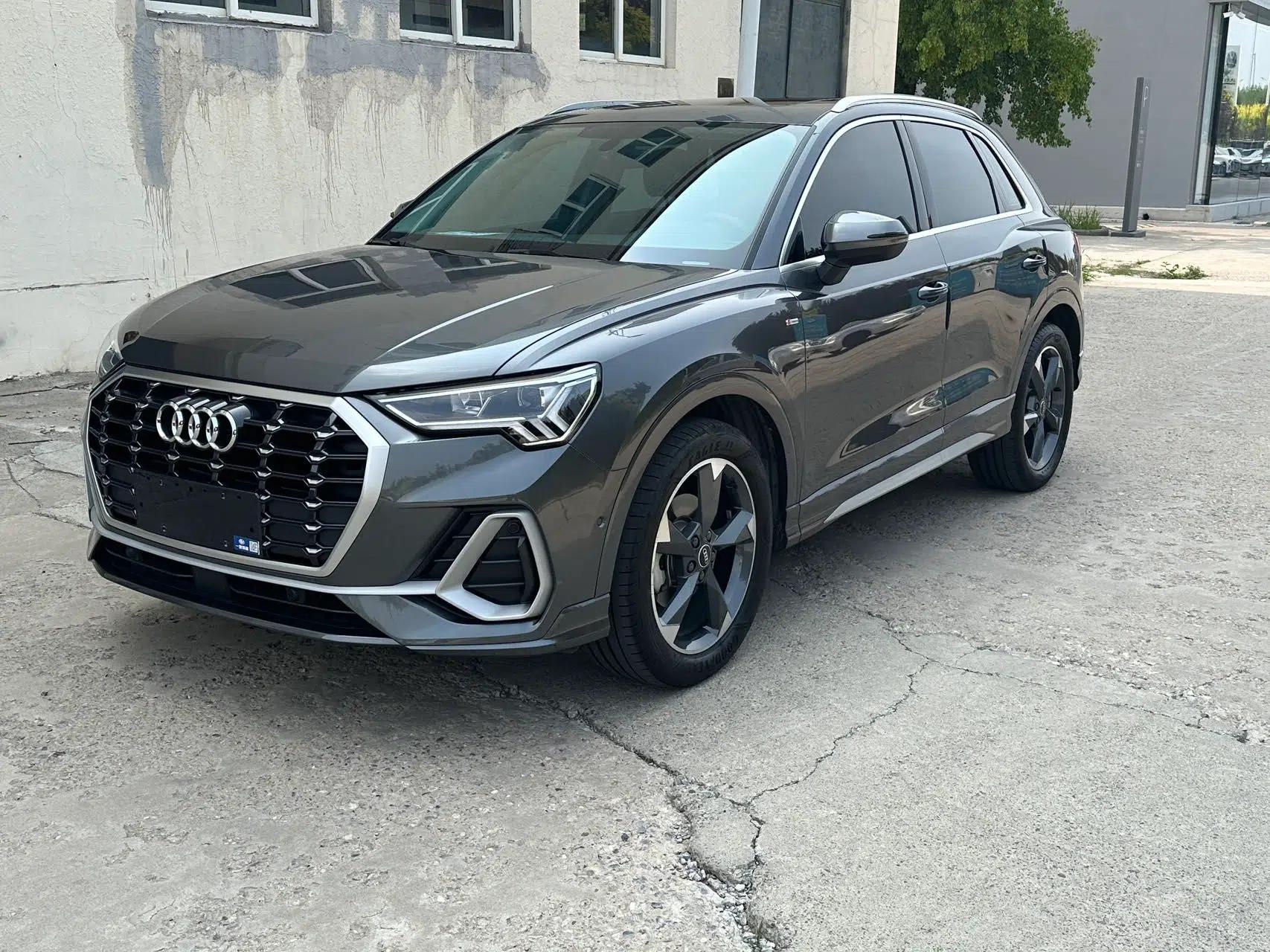 Audi Q3 2022 35 TFSI Fashion Dynamic Model — миниатюра 1