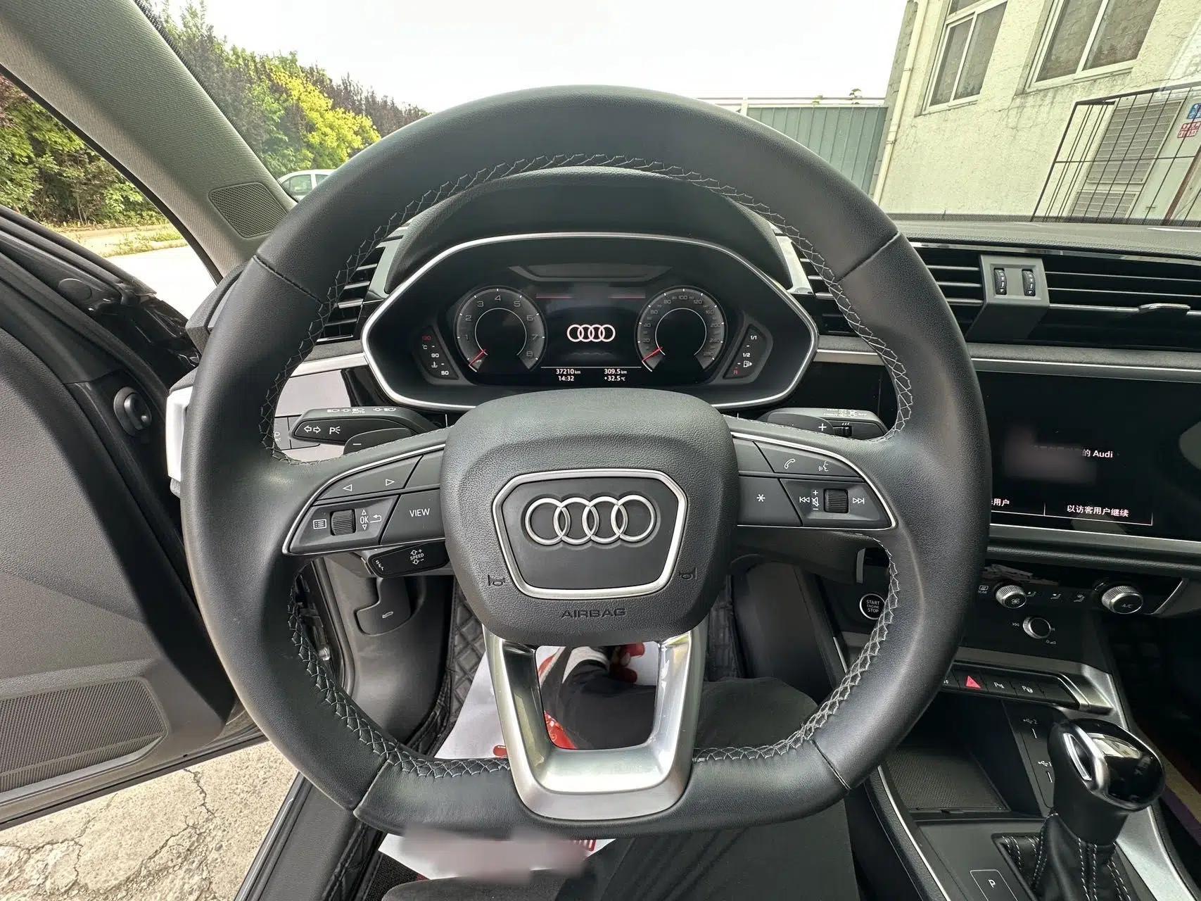 Audi Q3 2022 35 TFSI Fashion Dynamic Model — миниатюра 14