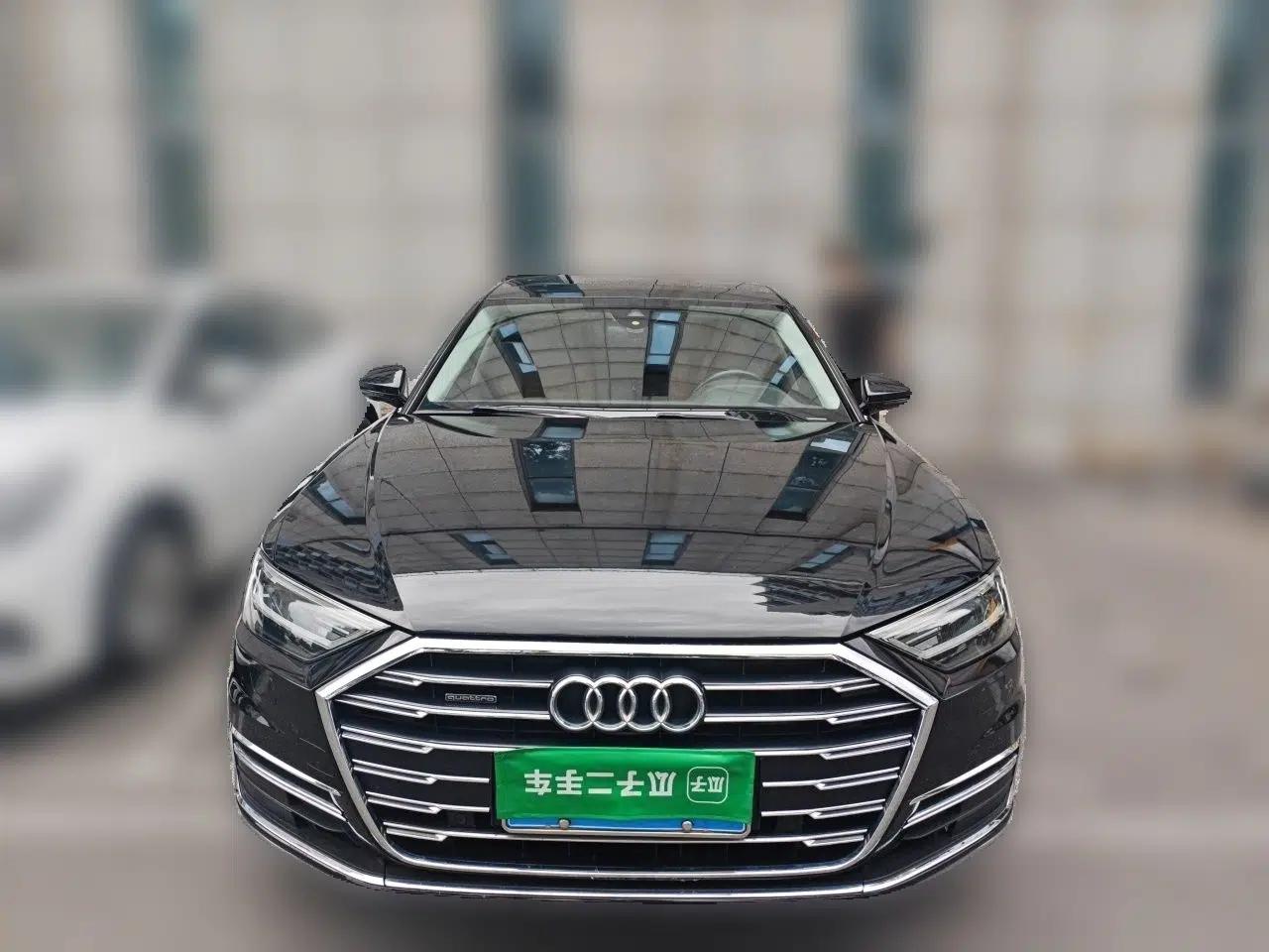 Audi A8 2021 A8L 50 TFSI quattro Comfort Model — миниатюра 2