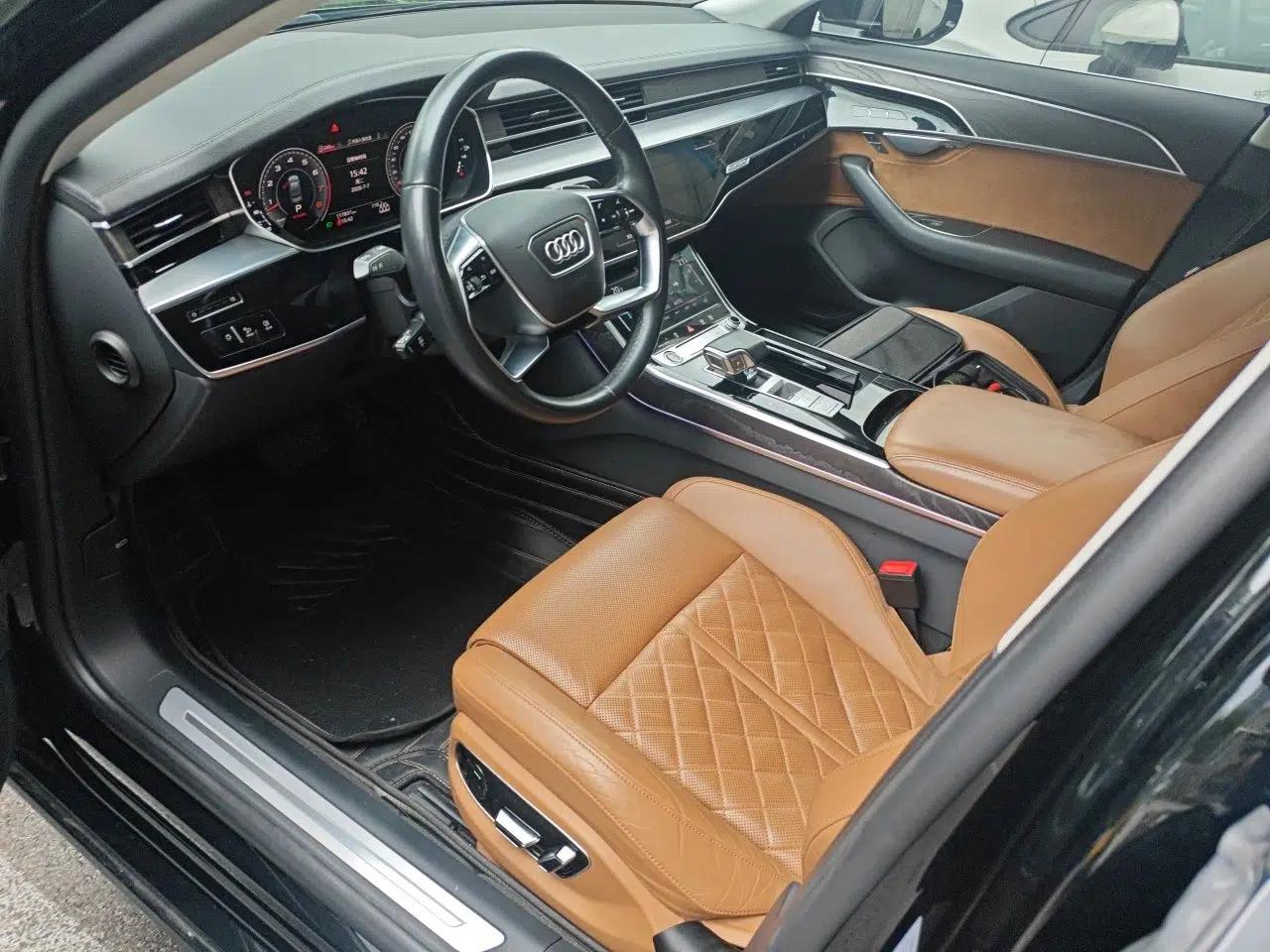 Audi A8 2021 A8L 50 TFSI quattro Comfort Model — миниатюра 15