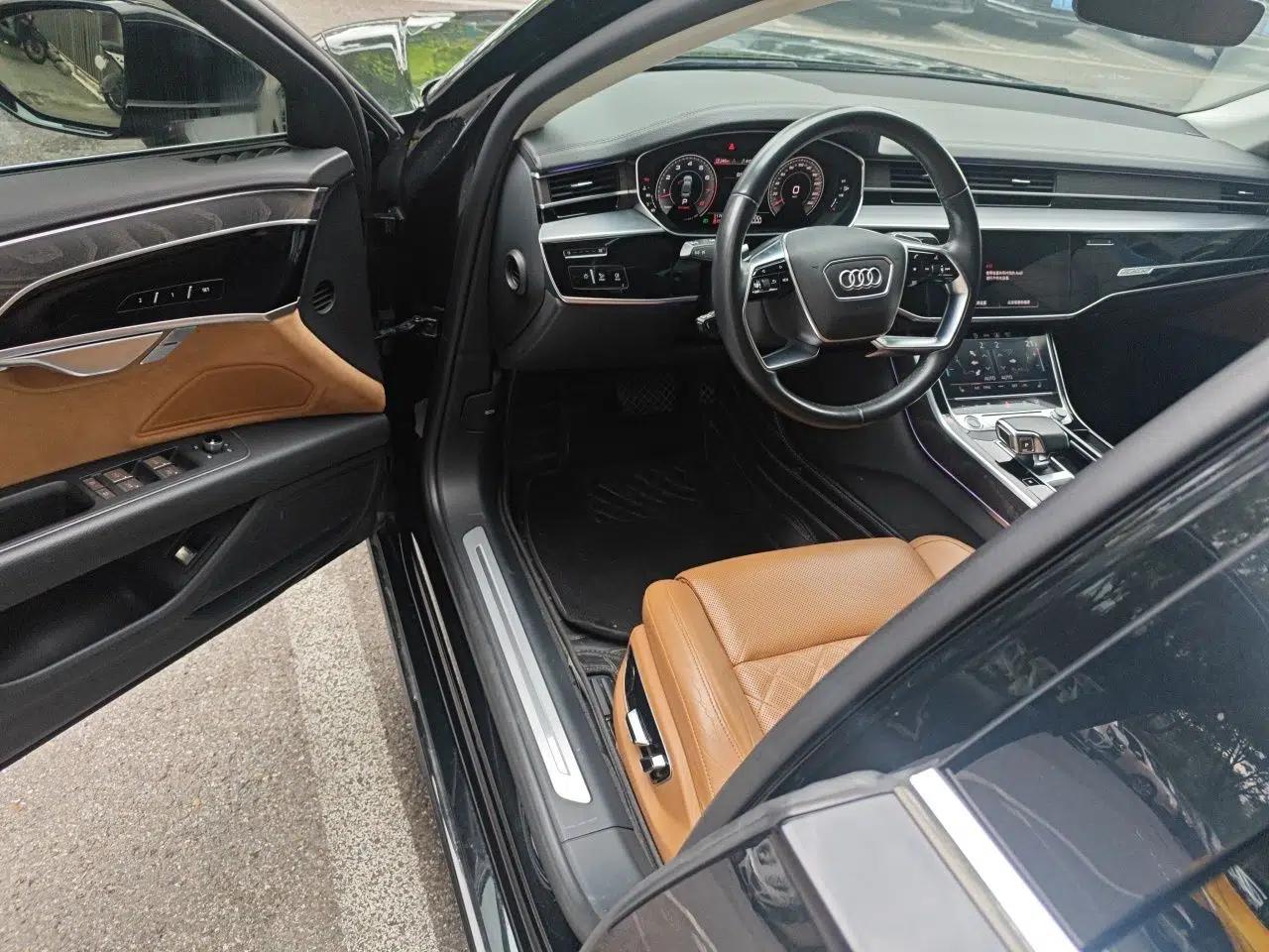 Audi A8 2021 A8L 50 TFSI quattro Comfort Model — миниатюра 16