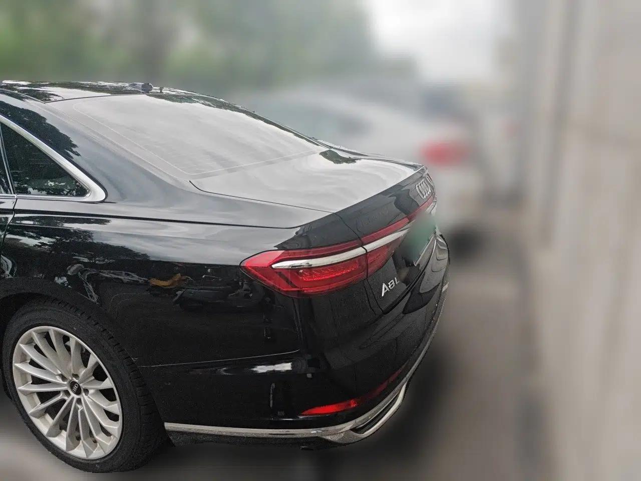 Audi A8 2021 A8L 50 TFSI quattro Comfort Model — миниатюра 5