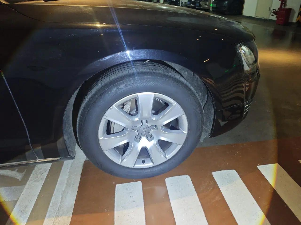 Audi A8 2013 A8L 45 TFSI quattro Comfort model — миниатюра 8