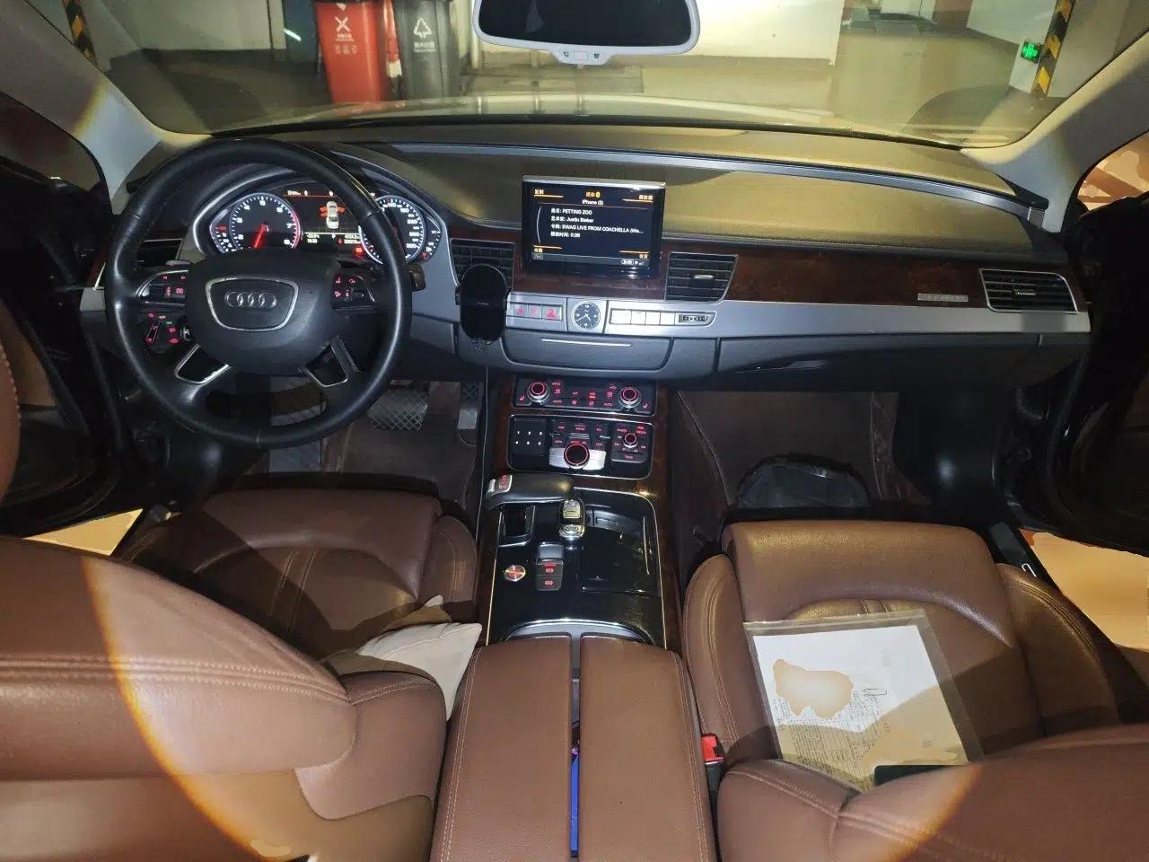 Audi A8 2013 A8L 45 TFSI quattro Comfort model — миниатюра 9