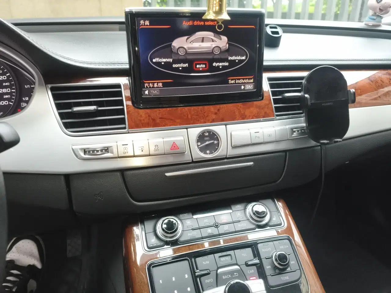 Audi A8 2012 A8L 45 TFSI quattro Comfort model — миниатюра 13
