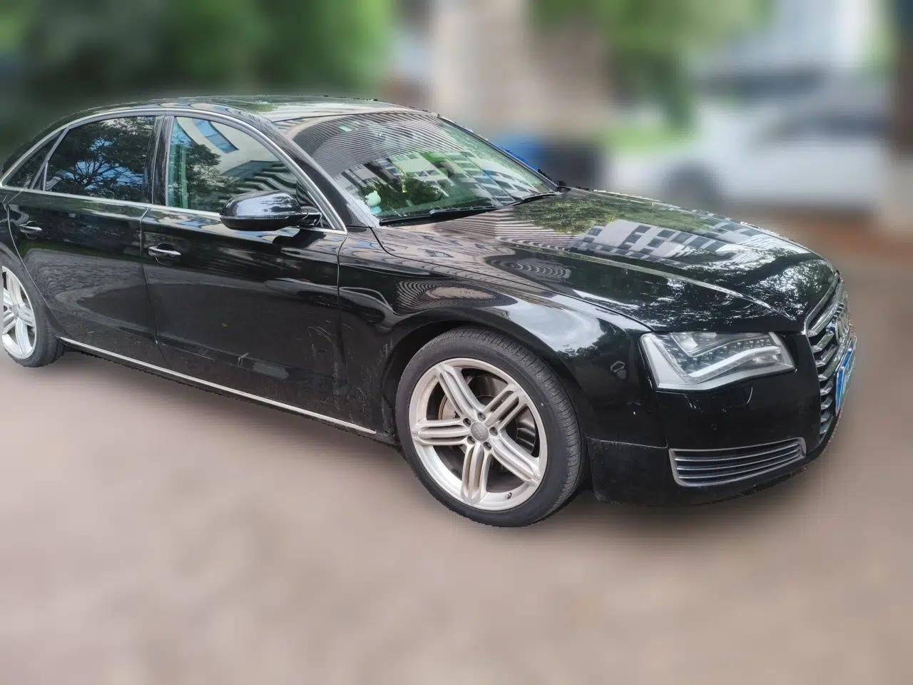 Audi A8 2012 A8L 45 TFSI quattro Comfort model — миниатюра 3