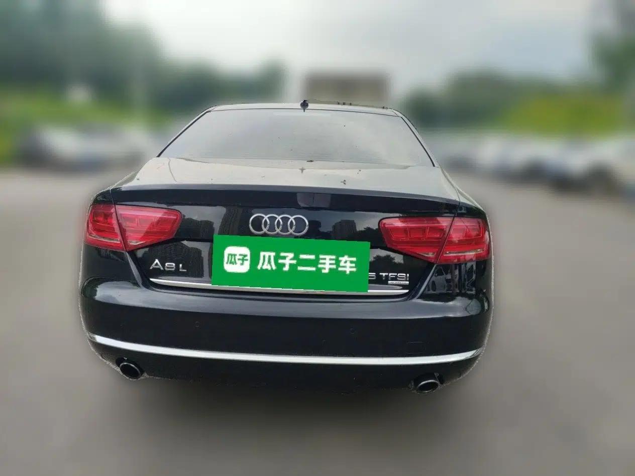 Audi A8 2012 A8L 45 TFSI quattro Comfort model — миниатюра 5
