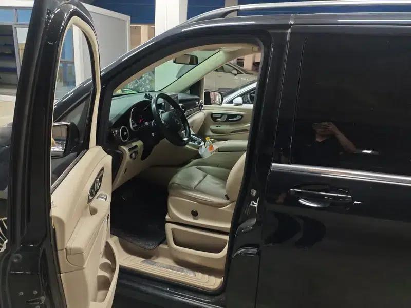 Mercedes-Benz V-Class 2018 V 260 L Premium Extended Edition (China VI Emission Standard) — миниатюра 6